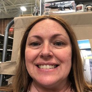 Meet your Posher, Melissa